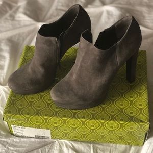 Gianni Bini booties